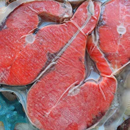 Купить Дикий тихоокеанский лосось: Стейк Чавычи, с/м во Владивостоке